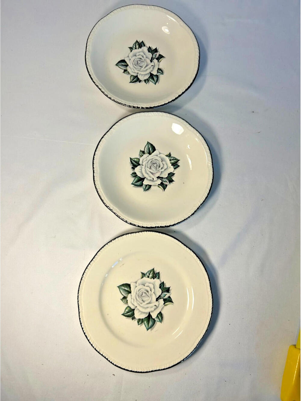 Set of 3 Homer Laughlin White Rose Bread & Butter Plates Rhythm/Liberty 10"